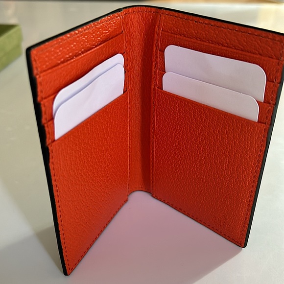 Authentic GUCCI Card Case. - Picture 3 of 7